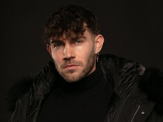 Livejasmin.com naked alphahhunk