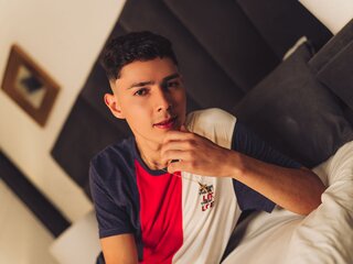 Nude webcam ChristoperWest
