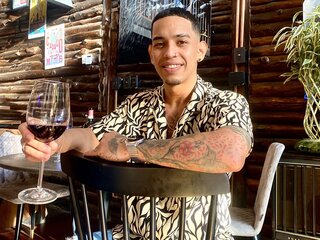 Private cam DamianReyes