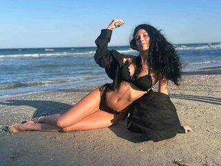 Online show MiaLunnah