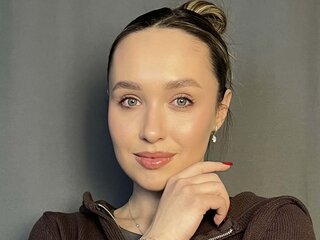 Photos recorded MonicaPrecella