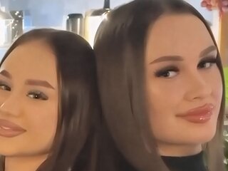 Camshow shows TamelaAndMagdale
